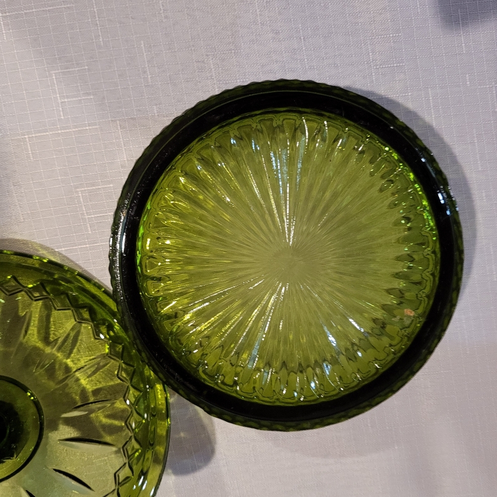 Vintage Indiana Glass Princess Pattern Lidded Candy Dish Green - Picture 5 of 9
